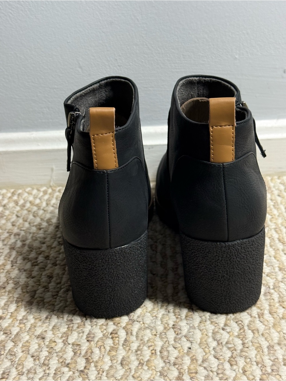 Dr. Scholl’s Black Ankle Boots Chunky Block Heel Side Zip Women’s 9 - Picture 3 of 7